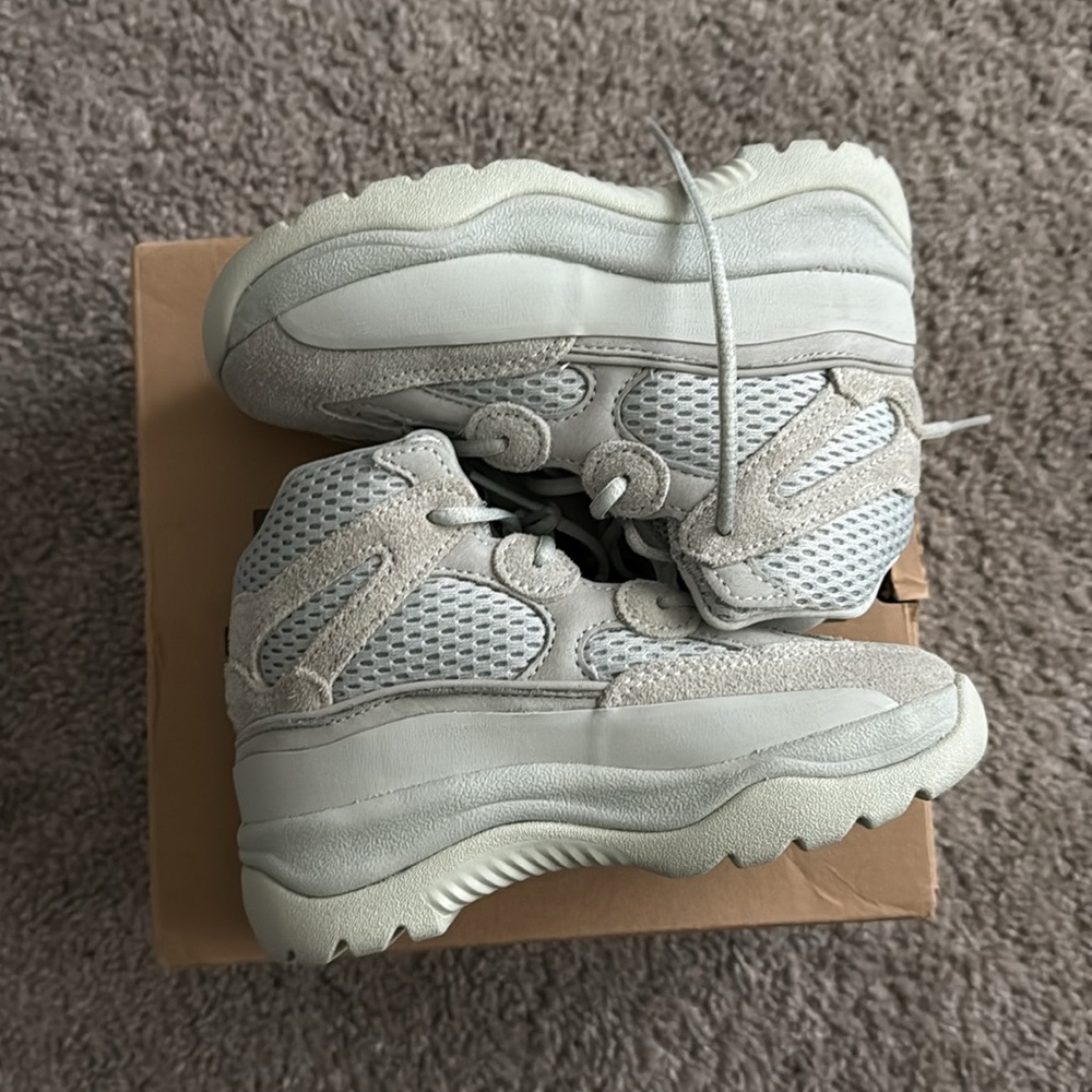 Brand new kids Yeezy desert boot